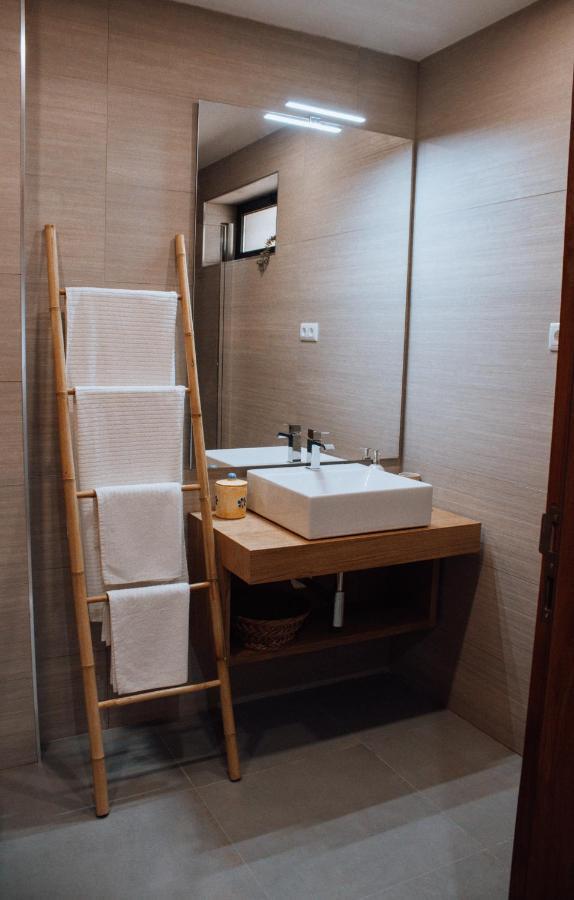 Rota - Opo Airport House Apartment Maia  Bagian luar foto