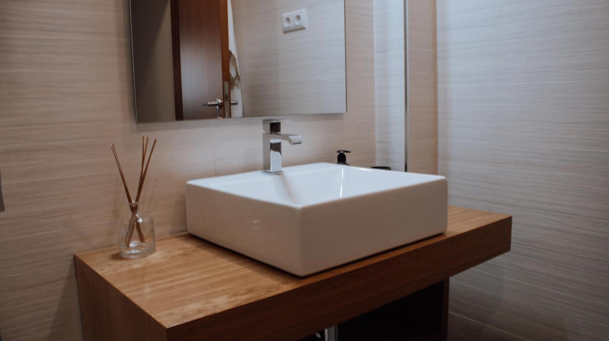 Rota - Opo Airport House Apartment Maia  Bagian luar foto